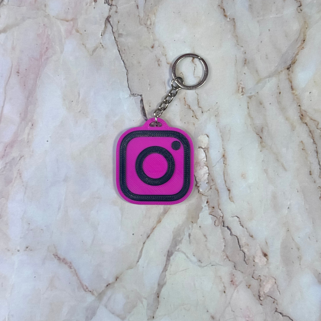 NFC Keychain Instagram, Facebook, TikTok or NFC logo
